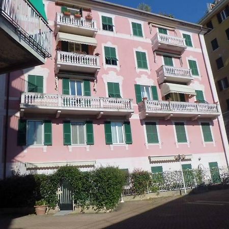 Davanti al Mare e al Parco Appartamento Rapallo Esterno foto